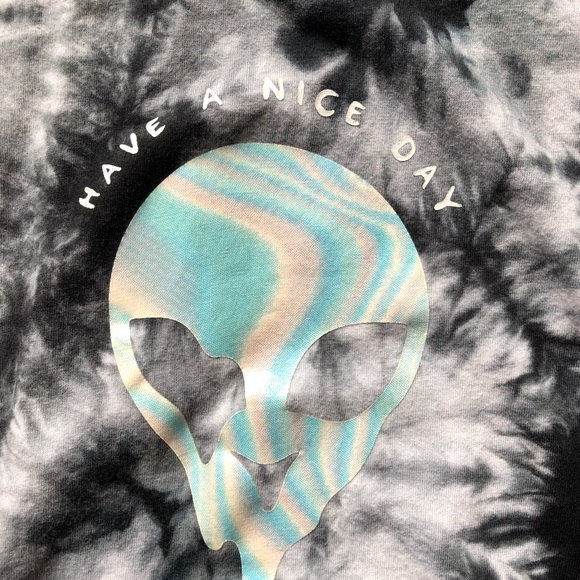 Alíen top 👽SOLD - Picture 2 of 3